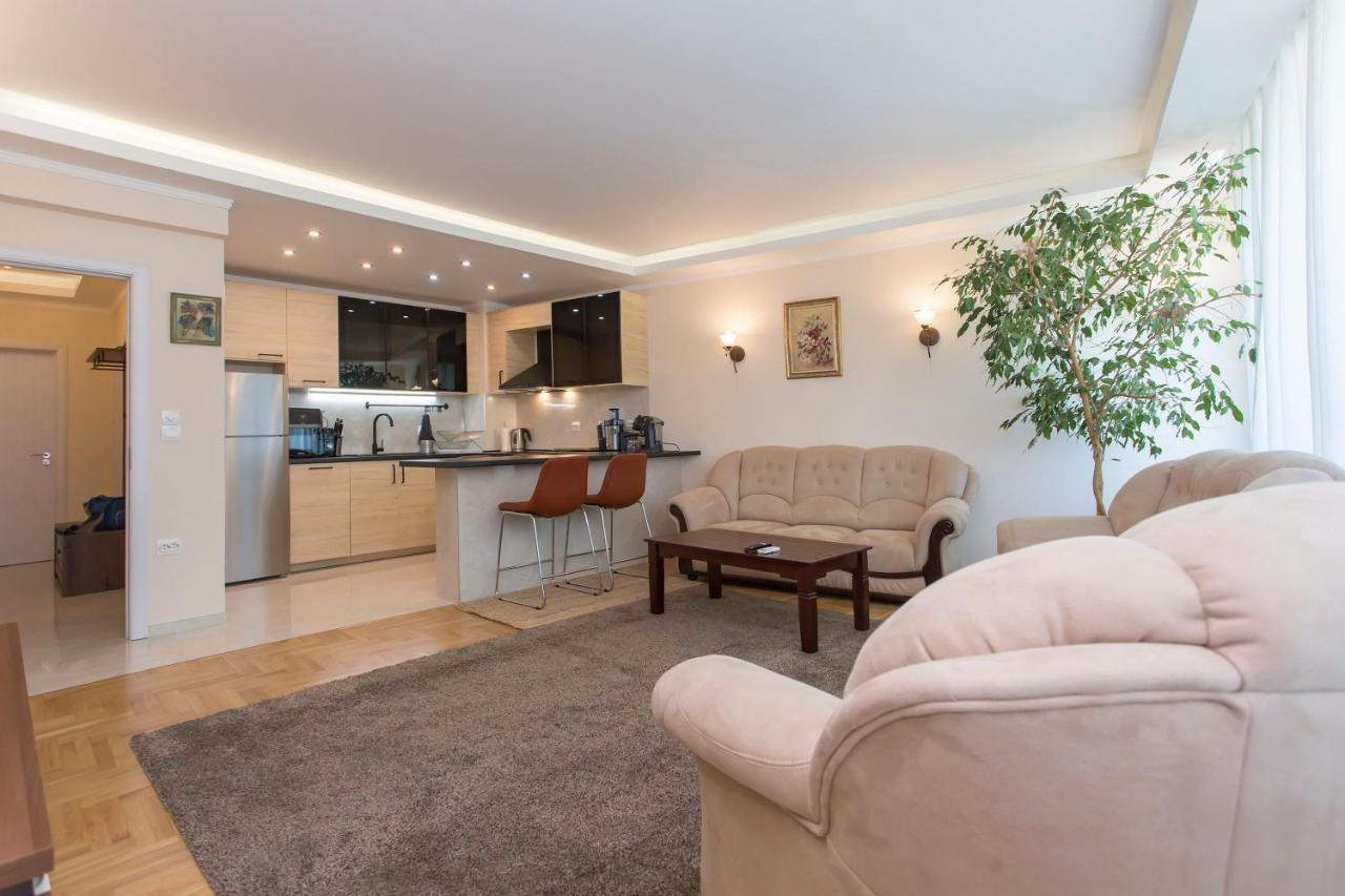 Apartment " Daria Vas" София Экстерьер фото