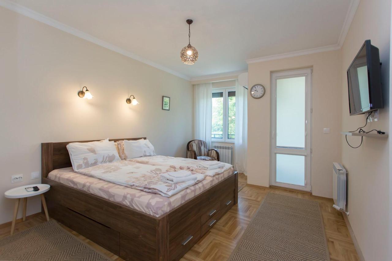 Apartment " Daria Vas" София Экстерьер фото